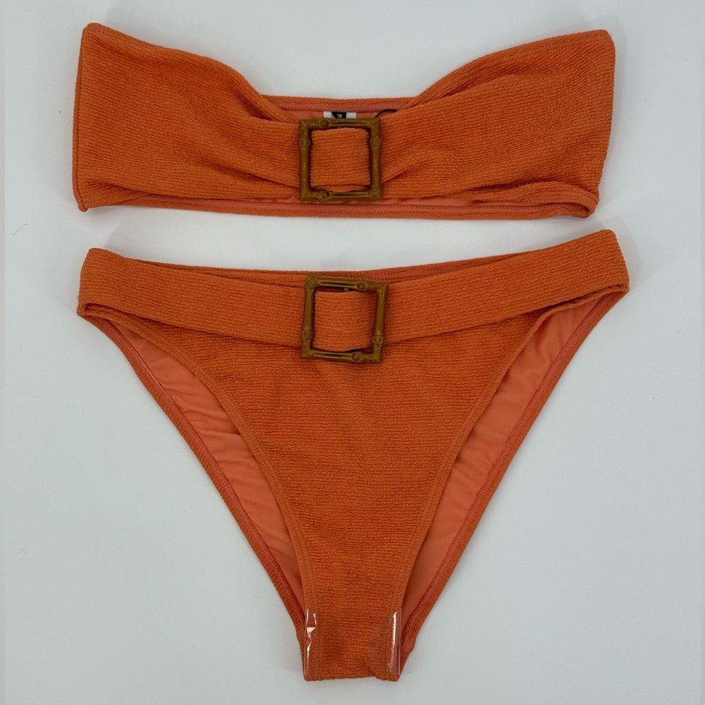 PrettyLittle Thing Mini Crinkle Wooden Strapless Bikini Top/ High Waist Bottom - Picture 3 of 9